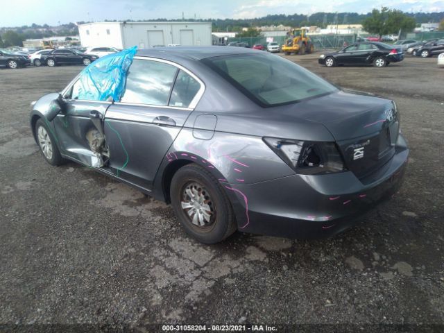 Photo 2 VIN: 1HGCP2F32AA006532 - HONDA ACCORD SDN 