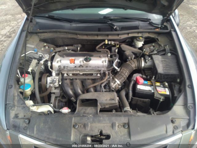 Photo 9 VIN: 1HGCP2F32AA006532 - HONDA ACCORD SDN 