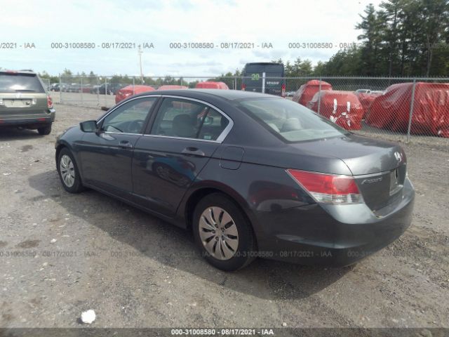 Photo 2 VIN: 1HGCP2F32AA018695 - HONDA ACCORD SDN 