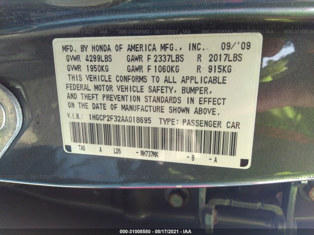 Photo 8 VIN: 1HGCP2F32AA018695 - HONDA ACCORD SDN 