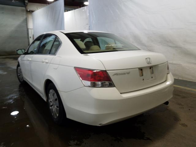 Photo 2 VIN: 1HGCP2F32AA021533 - HONDA ACCORD LX 