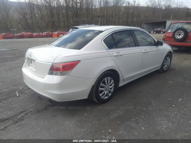 Photo 3 VIN: 1HGCP2F32AA030068 - HONDA ACCORD SDN 