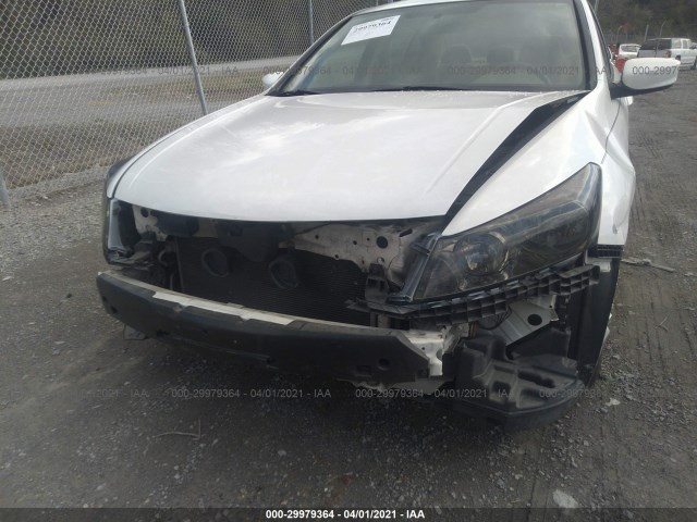 Photo 5 VIN: 1HGCP2F32AA030068 - HONDA ACCORD SDN 