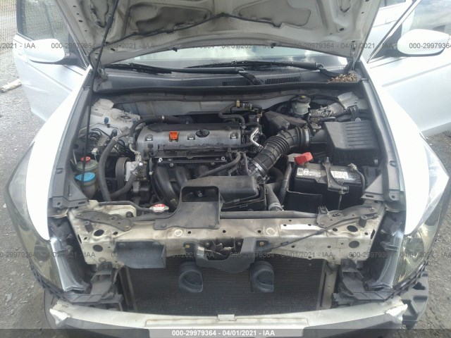 Photo 9 VIN: 1HGCP2F32AA030068 - HONDA ACCORD SDN 