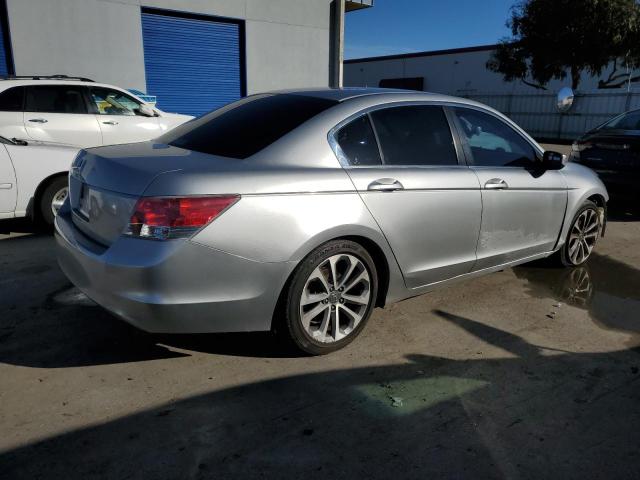 Photo 2 VIN: 1HGCP2F32AA036064 - HONDA ACCORD 