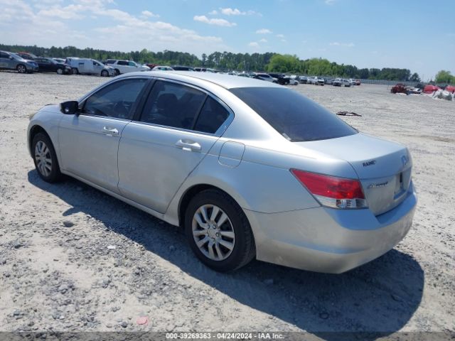 Photo 2 VIN: 1HGCP2F32AA036596 - HONDA ACCORD 