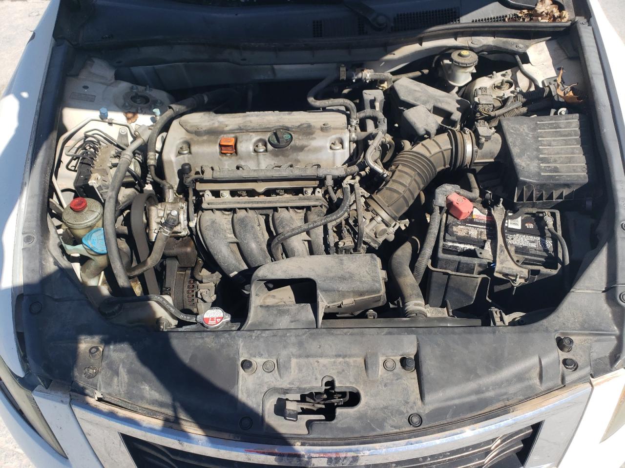 Photo 10 VIN: 1HGCP2F32AA043290 - HONDA ACCORD 