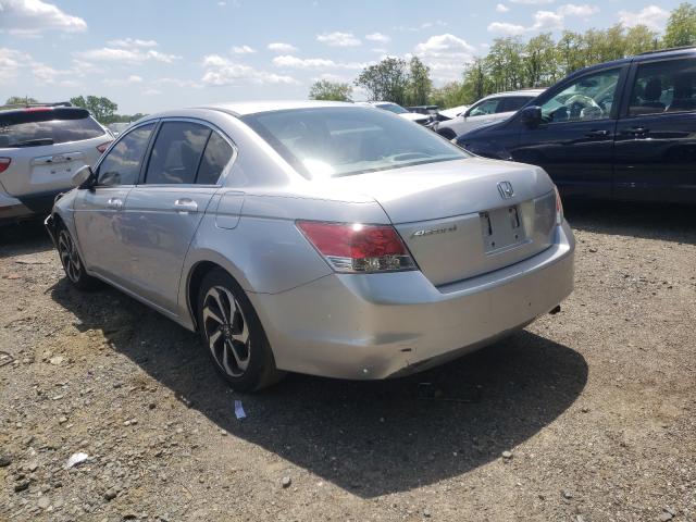 Photo 2 VIN: 1HGCP2F32AA055519 - HONDA ACCORD LX 