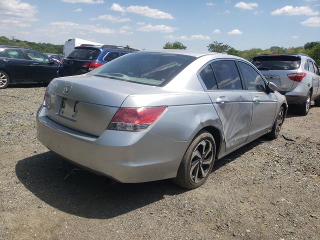 Photo 3 VIN: 1HGCP2F32AA055519 - HONDA ACCORD LX 