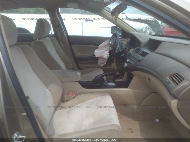 Photo 4 VIN: 1HGCP2F32AA072028 - HONDA ACCORD SDN 