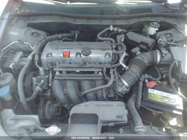 Photo 9 VIN: 1HGCP2F32AA072997 - HONDA ACCORD SDN 