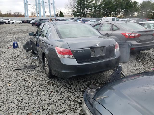 Photo 2 VIN: 1HGCP2F32AA093896 - HONDA ACCORD LX 