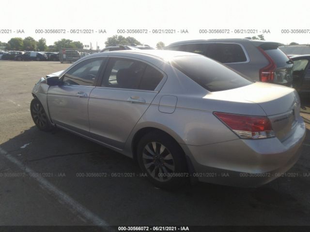 Photo 2 VIN: 1HGCP2F32AA095325 - HONDA ACCORD SDN 