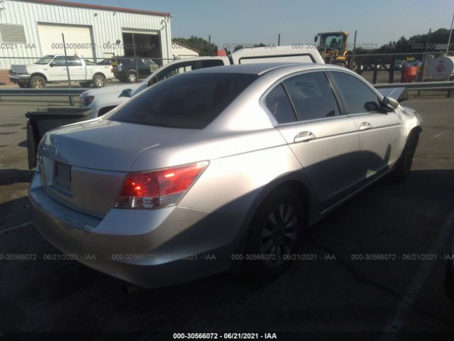 Photo 3 VIN: 1HGCP2F32AA095325 - HONDA ACCORD SDN 