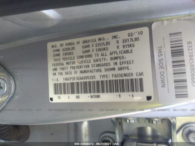 Photo 8 VIN: 1HGCP2F32AA095325 - HONDA ACCORD SDN 