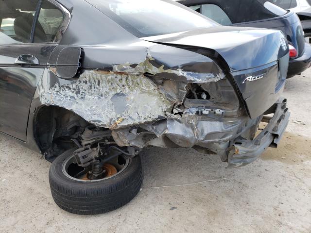 Photo 8 VIN: 1HGCP2F32AA095468 - HONDA ACCORD LX 