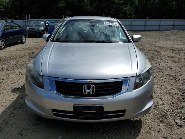 Photo 4 VIN: 1HGCP2F32AA119106 - HONDA ACCORD 