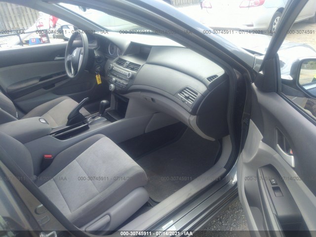 Photo 4 VIN: 1HGCP2F32AA120885 - HONDA ACCORD SDN 