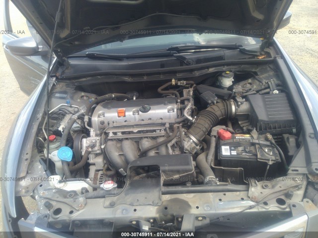 Photo 9 VIN: 1HGCP2F32AA120885 - HONDA ACCORD SDN 