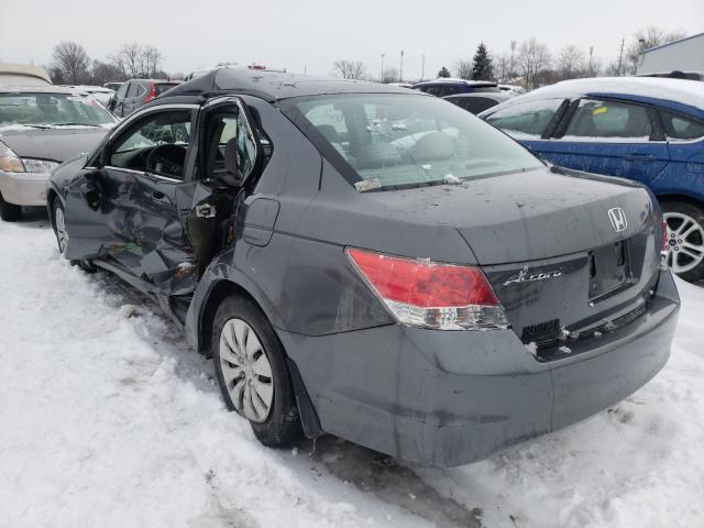 Photo 2 VIN: 1HGCP2F32AA134558 - HONDA ACCORD LX 