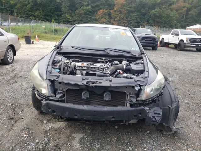 Photo 4 VIN: 1HGCP2F32AA135743 - HONDA ACCORD LX 