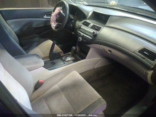 Photo 4 VIN: 1HGCP2F32AA141395 - HONDA ACCORD SDN 