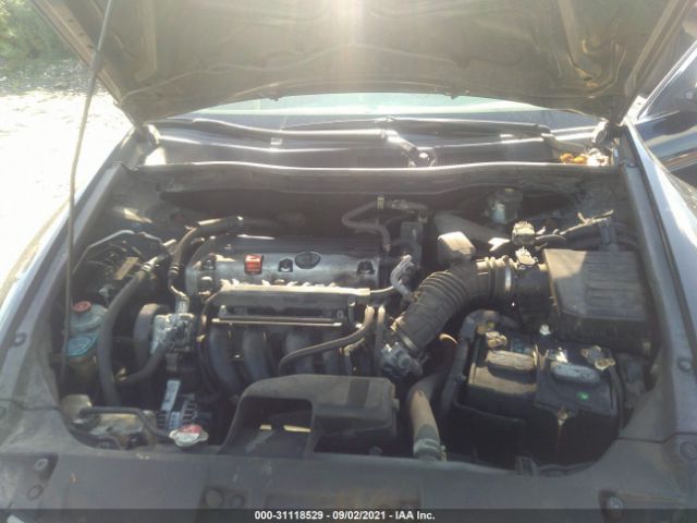 Photo 9 VIN: 1HGCP2F32AA142384 - HONDA ACCORD SDN 