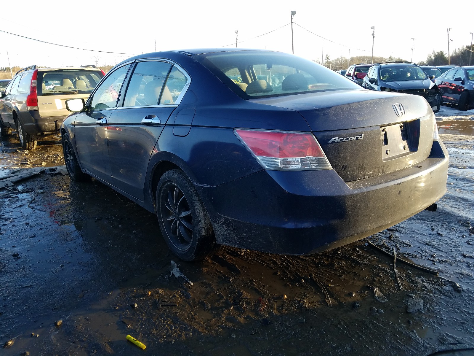 Photo 2 VIN: 1HGCP2F32AA157242 - HONDA ACCORD LX 