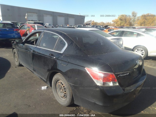 Photo 2 VIN: 1HGCP2F32AA163428 - HONDA ACCORD SDN 