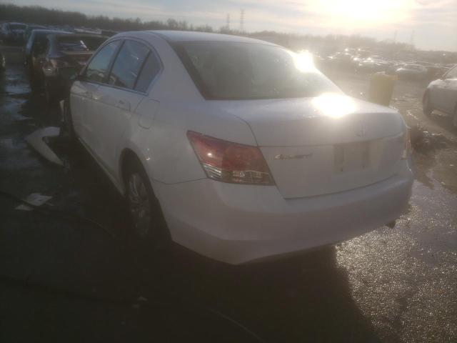 Photo 2 VIN: 1HGCP2F32AA163770 - HONDA ACCORD LX 