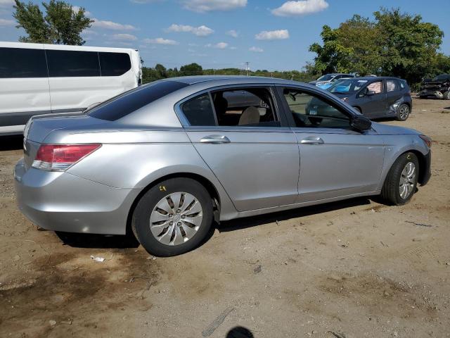 Photo 2 VIN: 1HGCP2F32AA176020 - HONDA ACCORD LX 