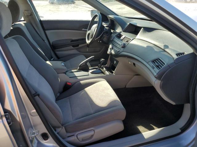 Photo 4 VIN: 1HGCP2F32AA177619 - HONDA ACCORD LX 