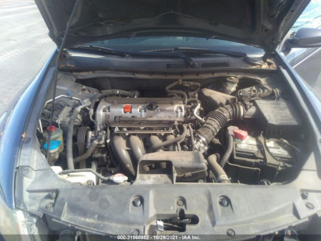 Photo 9 VIN: 1HGCP2F32BA031996 - HONDA ACCORD SDN 