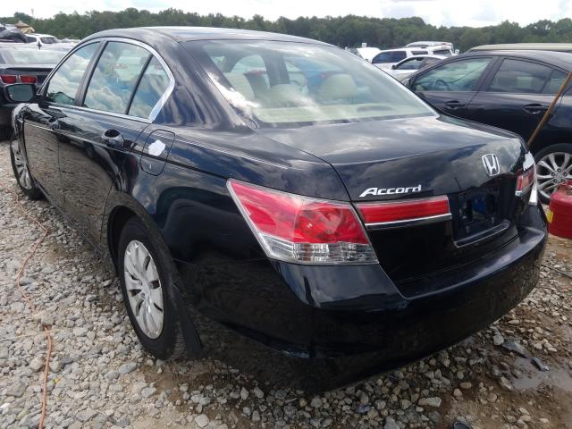 Photo 2 VIN: 1HGCP2F32BA051438 - HONDA ACCORD LX 