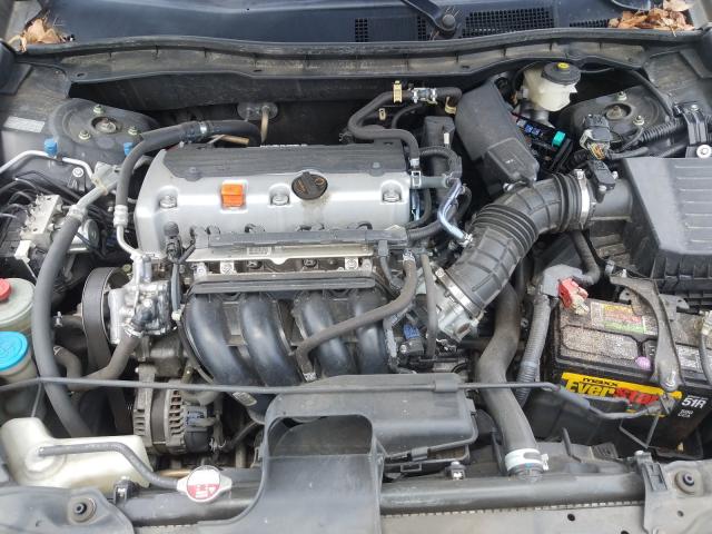 Photo 6 VIN: 1HGCP2F32BA051438 - HONDA ACCORD LX 