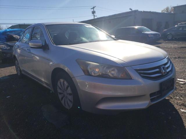 Photo 3 VIN: 1HGCP2F32BA054856 - HONDA ACCORD 