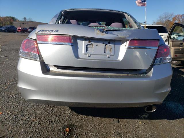 Photo 5 VIN: 1HGCP2F32BA054856 - HONDA ACCORD 