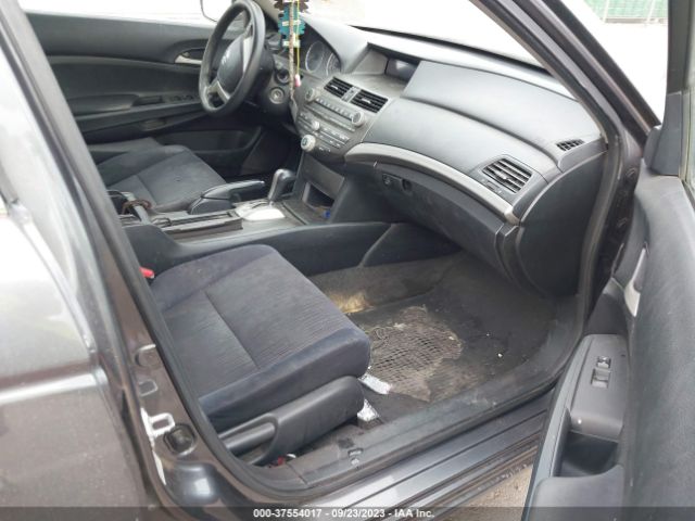 Photo 4 VIN: 1HGCP2F32BA057787 - HONDA ACCORD 