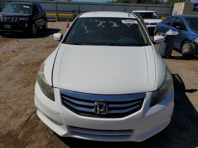 Photo 4 VIN: 1HGCP2F32BA064061 - HONDA ACCORD LX 