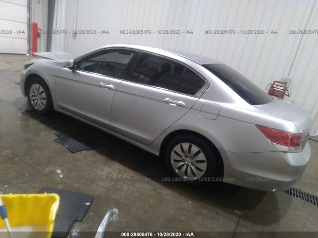 Photo 2 VIN: 1HGCP2F32BA092197 - HONDA ACCORD SDN 