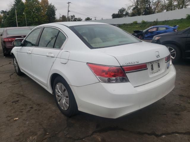 Photo 2 VIN: 1HGCP2F32BA092488 - HONDA ACCORD LX 