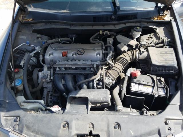 Photo 6 VIN: 1HGCP2F32BA093432 - HONDA ACCORD LX 