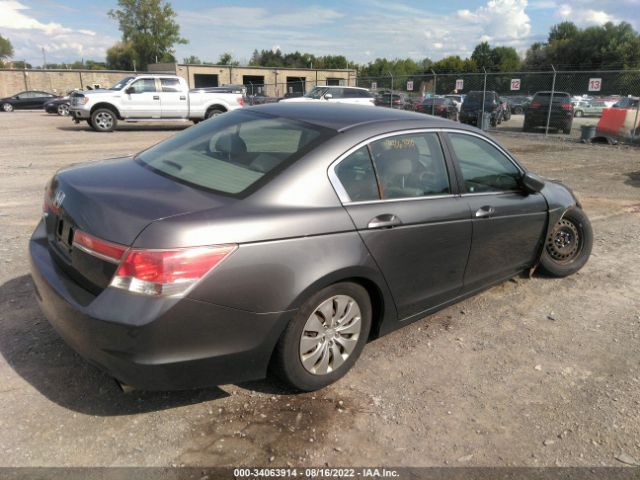 Photo 3 VIN: 1HGCP2F32BA100590 - HONDA ACCORD SDN 