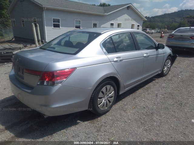 Photo 3 VIN: 1HGCP2F32BA138661 - HONDA ACCORD SDN 