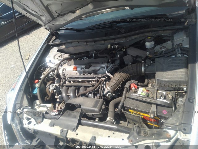 Photo 9 VIN: 1HGCP2F32BA138661 - HONDA ACCORD SDN 