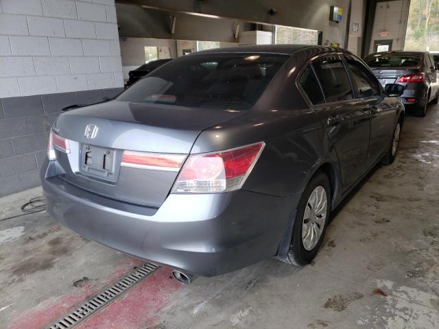 Photo 3 VIN: 1HGCP2F32BA143570 - HONDA ACCORD LX 