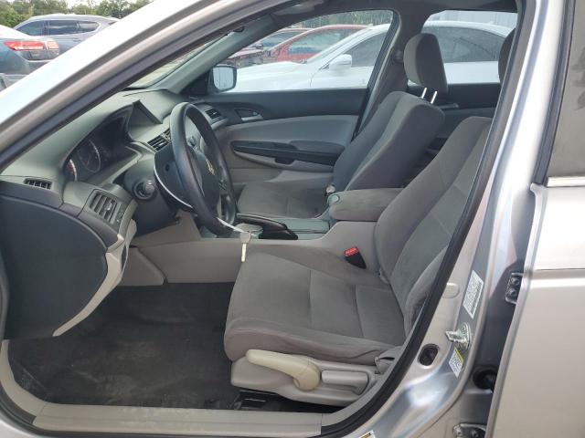 Photo 6 VIN: 1HGCP2F32BA145979 - HONDA ACCORD 