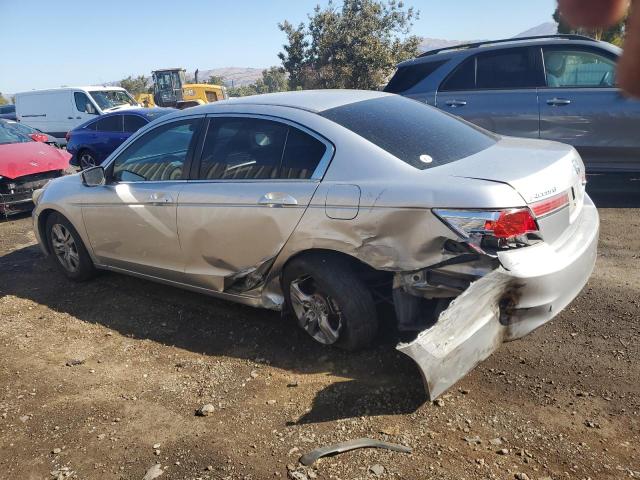 Photo 1 VIN: 1HGCP2F32BA147893 - HONDA ACCORD LX 