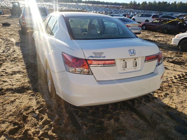 Photo 2 VIN: 1HGCP2F32BA151488 - HONDA ACCORD LX 