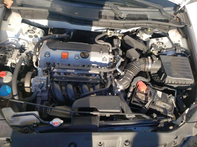 Photo 6 VIN: 1HGCP2F32BA151488 - HONDA ACCORD LX 